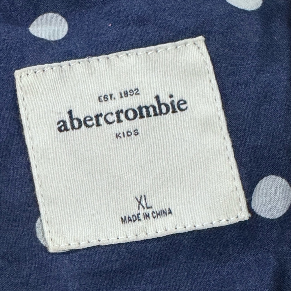 Abercrombie. Girl  youth